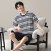 Pijama Masculino Ajustado Algodão Puro Manga Curta Shorts Manga Curta Gola Redonda Pulôver Simples Casual Pode Ser Usado Fora de Casa Conjunto de Roupas para Casa
