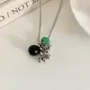 Collar de Acero de Titanio con Cuentas de Uva de Piedra Natural para Mujer Diseño de Nicho Nuevo Versátil Cadena Larga para Suéter Accesorios de Alta Gama