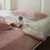 Nova Coleção Outono/Inverno 2026: Conjunto de Colcha de Veludo de Três Peças, Colcha de Peça Única, Lençol de Cama Acolchoado Quente e Espesso para Outono/Inverno