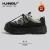 Tênis Dad Universal de Veludo com Sola Grossa para Mulheres 2025 Inverno Novo Quente Sapatos de Algodão Moda Esportivo Outdoor Casual