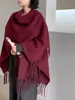 Nuevo chal de cuadros de moda para otoño e invierno, elegante capa con flecos, bufanda vintage y prenda de abrigo para mujer
