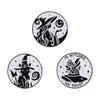 Insignias de Gato Elfo de Películas y Series Mágicas Europeas y Americanas Broches Conmemorativos de Personajes Creativos Personalizados de Series de Películas Animadas