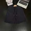 Pantalones Cortos Transpirables con Textura Gris Oscuro para Hombre, Verano Delgados con Patrón de Escamas de Dragón de Secado Rápido, Pantalones Cortos Casuales Sueltos