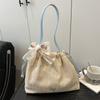 Bolsa de Playa de Paja Fresca Nueva de Verano 2025 Popular Nueva de Moda Sencilla Gran Capacidad Bolso de Mano Hombro Tote