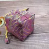 Bolsa de brocado al por mayor fondo cuadrado fondo redondo bolsillo de cordón bolsa para taza de té bolsa para texto de juego de joyas bolsa de almacenamiento de regalos