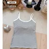 Top regata listrado estilo coreano, sem costas e sem mangas para mulheres, perfeito para o verão, com corte justo, design que valoriza o corpo e bojos embutidos, ideal para uso casual