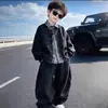 Conjunto de Ropa de Otoño para Niños 2026 Nuevo Estilo para Niños Medianos y Mayores Conjunto de Tres Piezas Estilo Primavera y Otoño para Niños Conjunto de Estilo Streetwear
