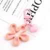 Llavero de flor hueca de onda grande de colores, colgante de corazón, accesorios de joyería de cuentas para muñecas DIY, venta al por mayor