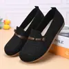 2026 Nuevos Zapatos Cómodos Antideslizantes de Suela Suave para Mamá Estilo Casual Transpirables de Malla Ligeros Planos para Mujer Slip-On