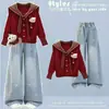 Conjunto Casual Doce para Menina Primavera e Outono Estilo Universitário Tricô Doce Desenho Animado Jeans com Laço Conjunto de Duas Peças