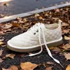 Zapatos de Pan Gruesos Cálidos con Cordones y Suela Blanda para Mujer 2025 Nuevos Zapatos de Algodón de Terciopelo para Otoño e Invierno Zapatos Casuales Versátiles para la Nieve