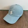 Gorra de Béisbol de Pana Estilo Japonés Bordado Letra S Pareja Estudiante Casual Versátil Ala Ancha Adelgazante Facial Tendencia