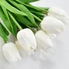 Flores Artificiais Tulipas de PU Flores Falsas para Decoração de Casa Casamento Festa Arranjo Transfronteiriço Amazon com um Toque de Luxo