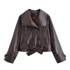 Comercio Exterior Transfronterizo En Stock Estilo Europeo y Americano Ropa de Mujer 2025 Otoño Nuevo Modelo Chaqueta Impermeable Corta de Cuero con Solapa y Cinturón