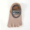 Meias de Yoga com Dedos Separados Femininas Profissionais Antiderrapantes Esportivas Curtas Meias para Treinamento de Fitness Interno Meias para Chão Pilates Meias para Dedos