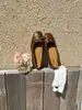 Sapatos Rasos Mary Jane Quadrados com Laço Estilo Retrô Francês Primavera 2026 Solado Macio Confortáveis Versáteis