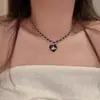 2023 nuevo collar para mujer corto de amor con incrustaciones de diamantes tejido de cuero diseño de nicho collar para clavícula