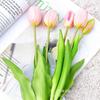 Tulipas Artificiais de Borracha Macia em Cores de Primavera com 5 Hastes, Flores Artificiais para Fotografia de Casamento, Flores Artificiais para Decoração de Shopping e Exibição em Casa