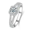 Anillo de Diamante Cubo de Azúcar con Brazo Dividido Exclusivo Transfronterizo Anillo de Moda de Lujo Ligero con Personalidad Accesorios de Joyería Versátiles para Mujer Anillo Venta al por Mayor