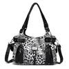 Bolso de Motocicleta de Cuero Suave Lavado Más Vendido Transfronterizo, Riñonera con Estampado de Leopardo Europeo y Americano, Bolso de Cara Sonriente, Bolso de Cuero Nuevo con Estampado de Serpiente de Gama Alta para Mujer