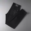 Jeans Impresos Novedad Primavera y Otoño 2026 para Hombre, Estilo Europeo de Moda, Corte Ajustado, Pantalones Skinny, Elásticos, Negro Puro, Casual