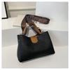 Bolsa Estilo Western Feminina Fashion Grande Capacidade Saco Balde 2024 Novo Estilo Coreano Portátil Bolsa de Mão Alça Larga Bolsa Transversal