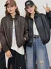 Jaqueta curta de couro feminina com gola alta e cordão, nova moda outono 2026, estilosa, modelagem solta, jaqueta biker versátil