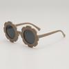 Gafas de sol con dibujos florales para niños, bonitas, cóncavas, cremosas y dulces, para viajes y fotografías de vacaciones.