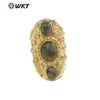 MR025 estilo europeo estilo palacio piedra Sanbao micro incrustación circonita oro de 18 quilates incrustado anillo largo joyería de vacaciones regalo