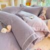 Juego de Cuatro Piezas de Cama de Terciopelo de Leche Tallado de Alto Peso Otoño e Invierno Antiestático Funda de Edredón con Doble Cara de Felpa Ropa de Cama