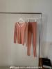 Traje de lana de oveja de otoño e invierno de la sociedad coreana, sensación ligera, fiebre, levantamiento de cadera, barriga, sin costuras, ropa interior térmica agradable para la piel, ropa y pantalones de otoño para mujer