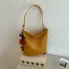 Bolso bandolera de cuero aceitado vintage para mujer, estilo otoño, tejido a mano, nicho de moda de lujo ligero, bolso de hombro bandolera para mujer, transfronterizo