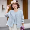 Nova jaqueta bordada pesada estilo chinês para mulheres, novo modelo outono 2026, roupa para mães jovens, top jaqueta curta estilo tradicional para mulheres