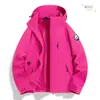 Jaqueta Funcional Outdoor Estilo Luotuo para Mulheres, Jaqueta de Plumas Três em Um, Jaqueta de Montanhismo à Prova de Vento e Impermeável para Outono e Inverno para Homens