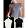 Top de Malha Cinza com Design de Strass, Gola Alta Meia-Boca para Mulheres, Primavera/Verão 2026, Toque de Luxo Leve de Alta Qualidade, Suéter de Manga Curta
