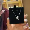 Collar Dulce de Mariposa Coreano para Mujer Lujo Accesible Gama Alta Zirconia Súper Brillante Colgante Exquisito Cadena de Clavícula Corazón Femenino Tendencia