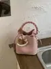 Bolsa de Mano Cruzada Primavera y Verano Nuevo 2026 Coreana de Nicho Bolsa de Empanada Bolso Tejido Bolso Cubo con un Toque de Lujo y Diseño Exquisito Bolso Cruzado