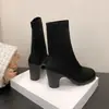 Botas meia 2026 novo modelo, estilo feminino doce e cool, botas meia estilo Martin borboleta, versátil para looks casuais e formais, adequadas para encontros, tecido vintage de alta qualidade