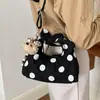 Bolso pequeño súper popular para el trabajo, nuevo bolso de hombro de lunares de nicho de verano para mujer, bolso cruzado para ir al trabajo