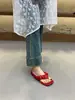 Sandalias Gruesas de Temporada para Mujer First Encounter para Uso en Exteriores con Faldas, Verano 2026 con Tira entre Dedos y Diseño Plisado, Cómodas Sandalias de Playa