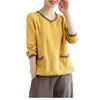 Transfronteiriça Primavera e Outono 2025 Tamanho Grande Literário Retrô Gola V Manga Longa Algodão e Linho Camiseta Feminina Solta e Versátil Pulôver Roupa de Mãe
