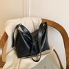 Bolso Tote de Cuero Suave Europeo y Americano de Gran Capacidad Estilo Lazy para Mujer 2025 Nuevo Estilo Simple Combinable para Viaje al Trabajo, Hombro, Cruzado