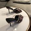 Sandálias de Moda em Cetim Estilo Francês para Mulheres, Novo Estilo Verão 2026, Salto Alto Sexy Estampa de Leopardo, Chinelos para Exterior