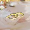 Ventas Directas de Fábrica Cao Shi Nuevos Pendientes para Mujer, Pendientes de Moda Versátiles Diarios en Forma de U, Joyería Exquisita de Venta Directa de Fábrica