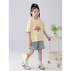 2026 Nuevo Estilo de Verano Camiseta de Moda de Algodón Puro de Manga Corta para Niñas, Niños Medianos y Grandes, Camiseta Básica Holgada con Estampado Lindo