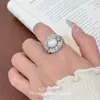 Conjunto de Dos Piezas Apilable Inspirado en Diseño de Nicho de Anillos Huevo de Paloma, Lujo Ligero, Moderno, Exquisito, Gama Alta, Anillos Versátiles para el Dedo Índice