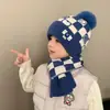Chapéu Gorro Quente de Outono e Inverno para Bebês Meninas Chapéu de Lã Chapéu de Tricô Cachecol Masculino Proteção de Orelha Espessada Chapéu Infantil Tudo-em-Um