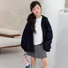 Jaqueta Casual de Outono para Meninas Médias e Grandes Nova Roupa Infantil Moletom com Capuz para Meninas Jaqueta com Zíper e Laço Roupa Externa Top
