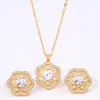 Cdd Flor de Cuatro Hojas Diamante Incrustado Zirconia Microincrustada Collar Pendientes Set de Dos Piezas Venta Caliente Transfronteriza Fuente de Joyería