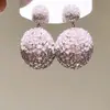 Brincos Redondos Rosa Totalmente Cravejados com Diamantes Exagerados Super Brilhantes Estilo Europeu e Americano, Brincos Exquisitos da Moda de Luxo Leve de Nicho com Design Único para Mulheres